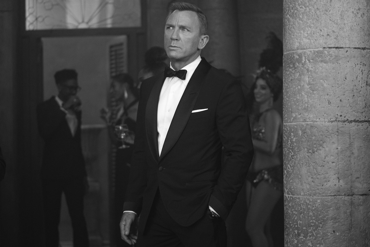 James Bond wears tom ford in no time to die