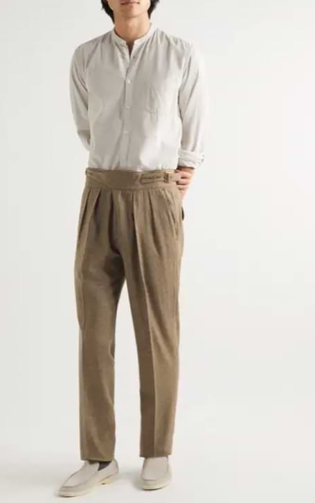 trousers with high waist and pleats